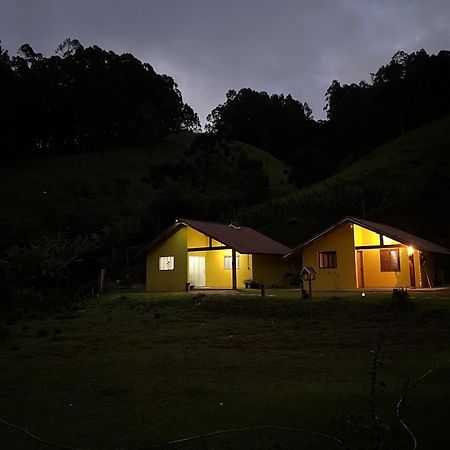 Recanto Do Santista, Chale 02 Камандукая Экстерьер фото
